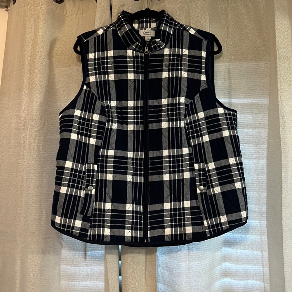 Croft & Barrow vest